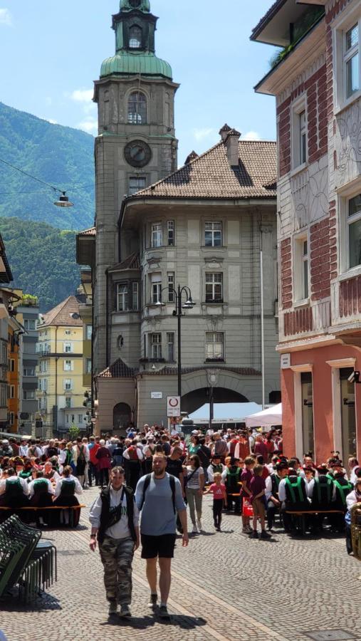Bolzano 2-Room Central Mountain View, Wifi Netflix Ac Lift Exterior foto